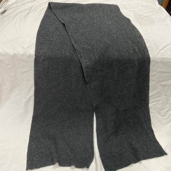 Lambswool Blend Knitted Scarf by Esprit in Charcoal Grey - Picture 2 of 7